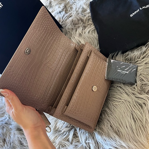 Saint Laurent Sunset Medium Croco Bag - Picture 14 of 15